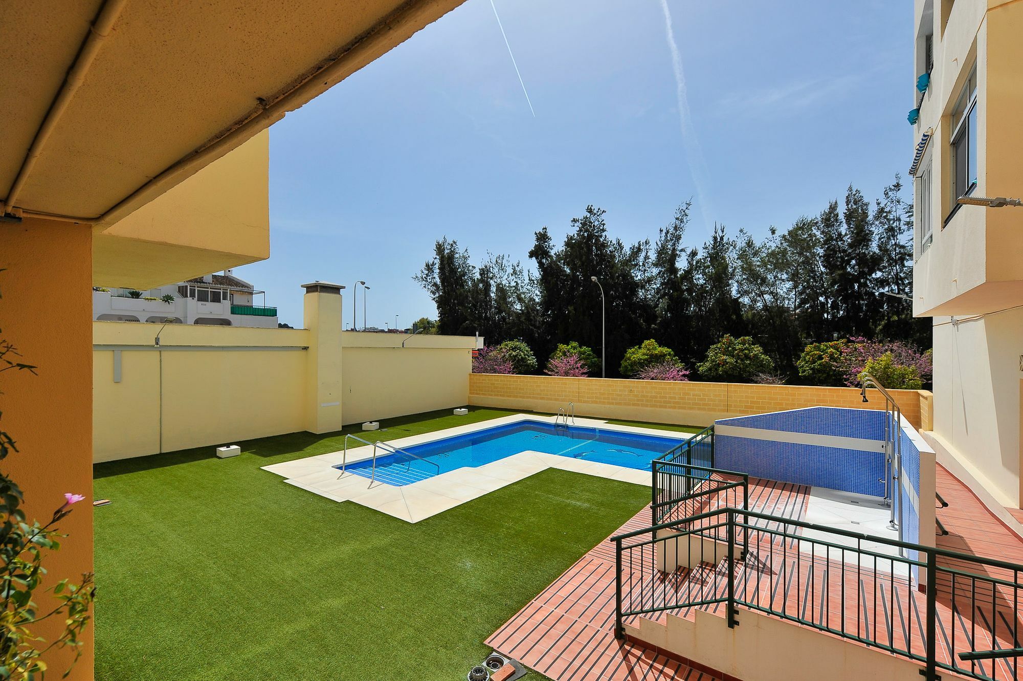 Blumarine Arenas De Canovas Apartment Marbella