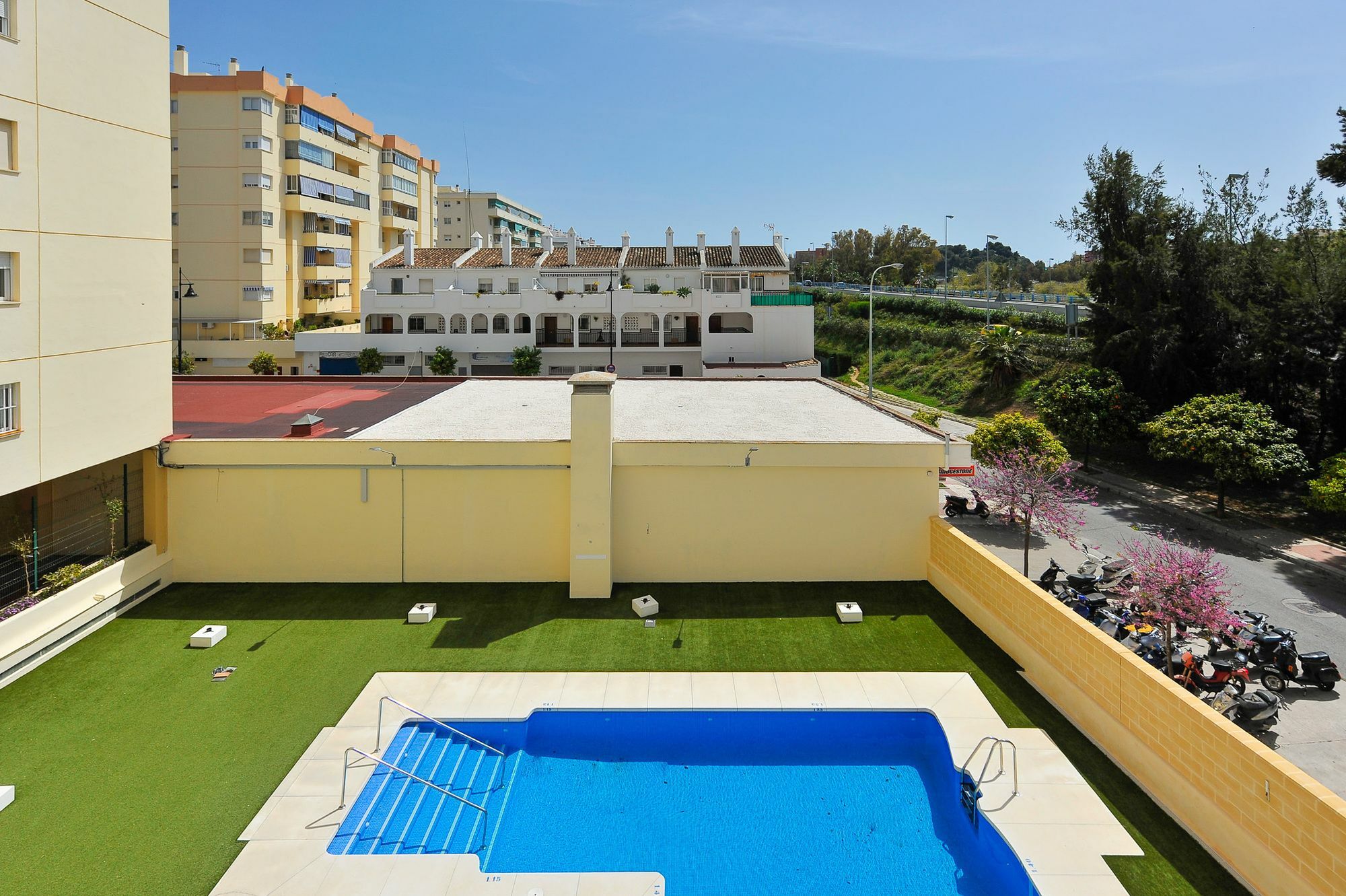 Blumarine Arenas De Canovas Apartment Marbella